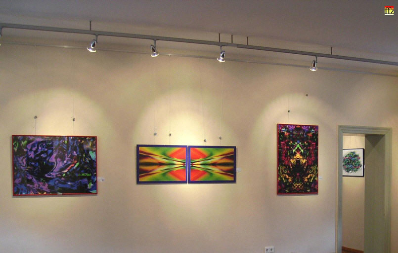 Dies Foto zeigt 4 der 50 Werke von mir, die 2008 auf meiner Ausstellung in Pfinztal-Sllingen  im Brgerhaus und Rathaus zu sehen waren